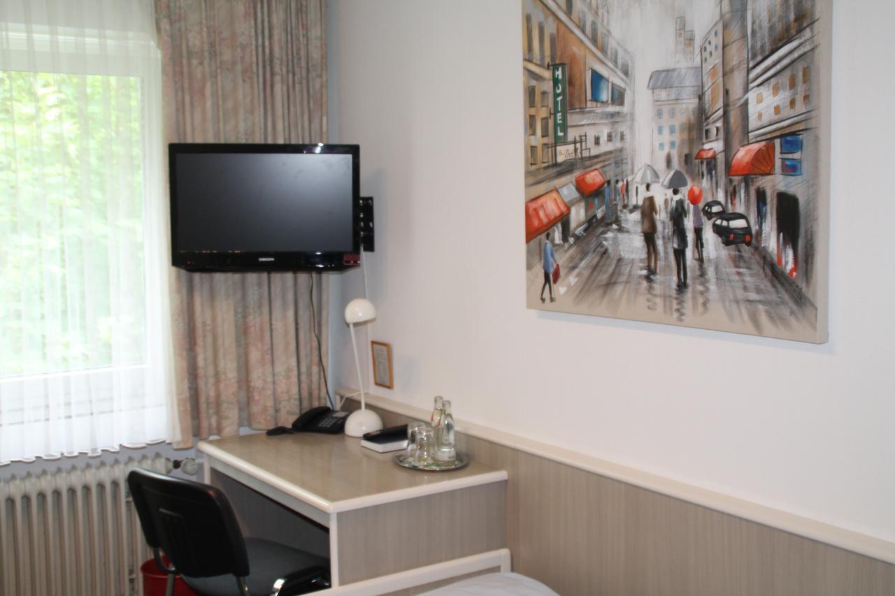 Autobahn Motel Siegerland Ost ジーゲン エクステリア 写真